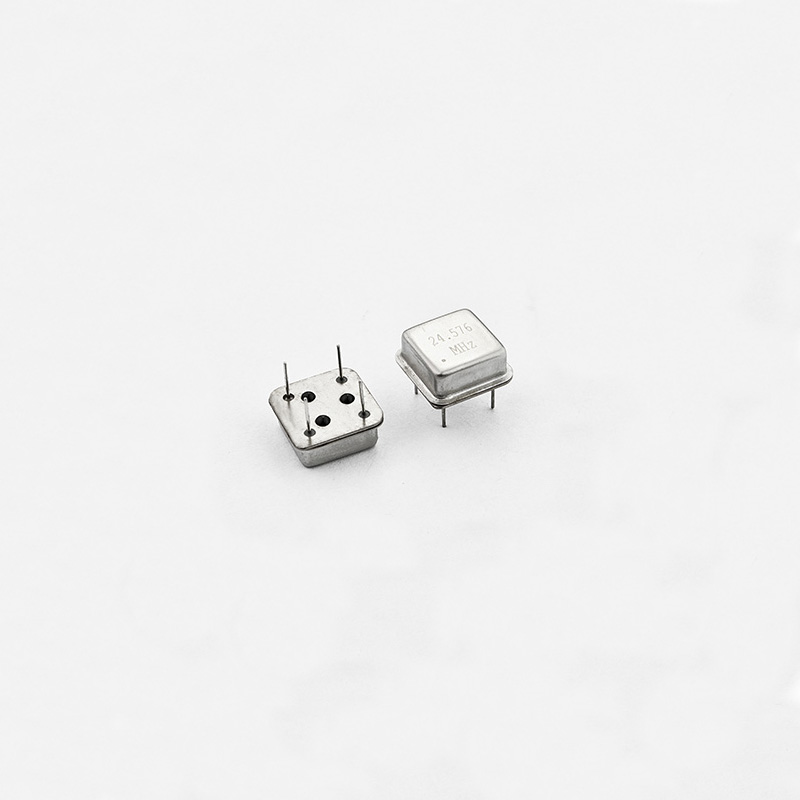 Standard clock oscillator 12x12mm